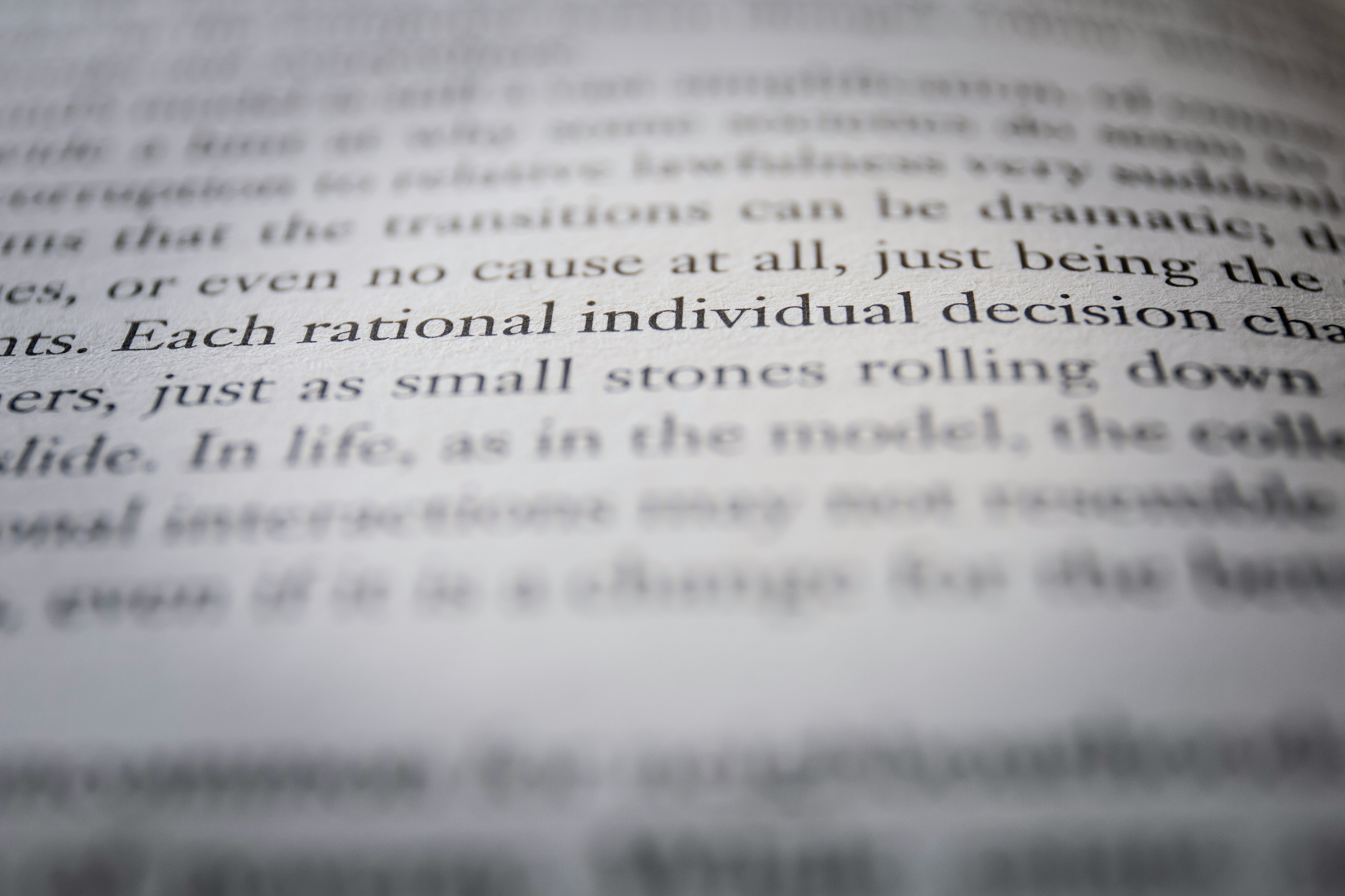 Abstract representation of financial data and anchoring